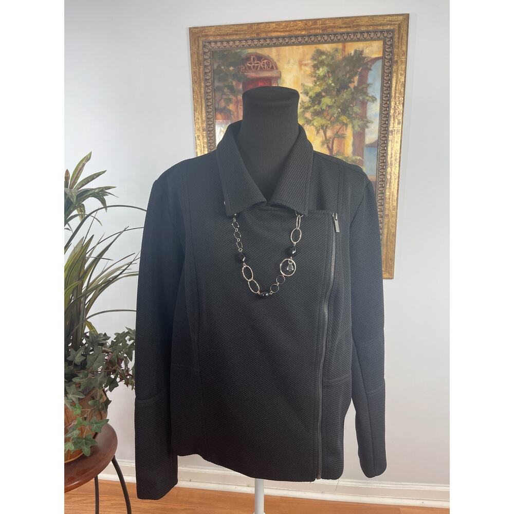 CATO Moto Zip Jacket Women’s 18W Black Textured Asymmetrical Edgy Chic Modern